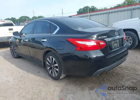 2017 Nissan Altima 2.5 Sl z USA, uszkodzony, nr VIN 1N4AL3AP9HC143666
